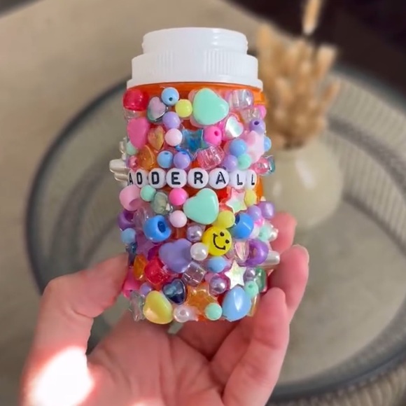 ✨ Hand-Crafted Custom RX Pill Bottle ✨ - Picture 3 of 4
